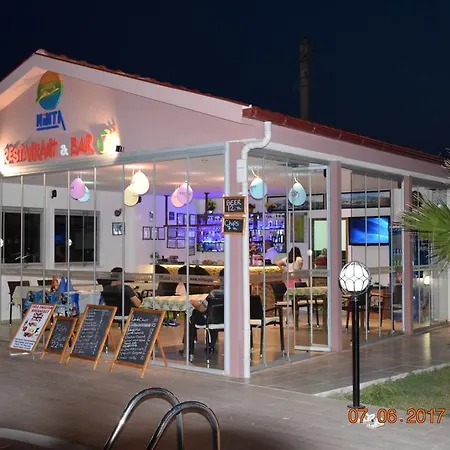 Aparthotel Minta